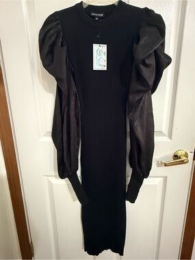 y Black Puff-Sleeve Knit Midi Dress